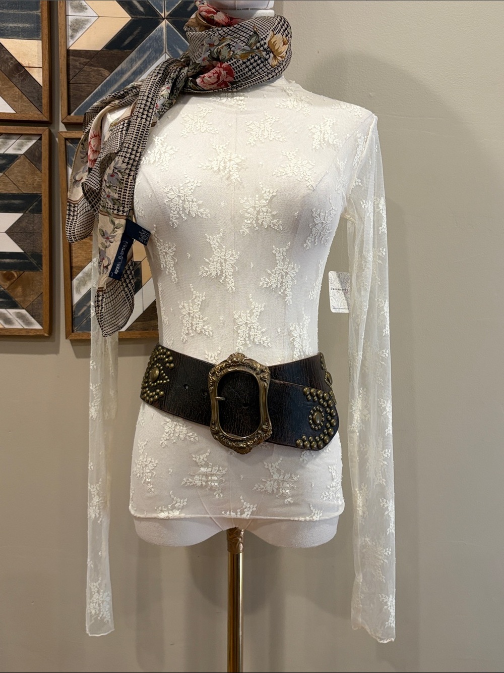 Ralph Lauren Collection Fall 2013 Studded Distressed Wide Leather Belt Small - Picture 2 of 16